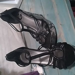 G by Guess wedge black and animal print.